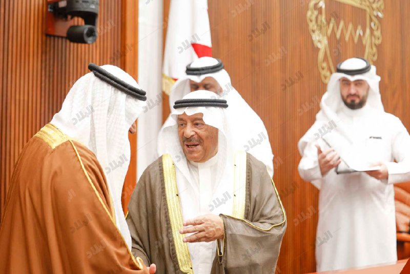 لا تقاعد لأعضاء البرلمان ولا نرغب بزيادة امتيازاتنا