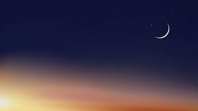 متى يكون عيد الفطر.. الجمعة أم السبت؟