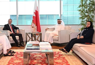 وزير الصناعة والتجارة يستقبل القنصل الفخري للاتحاد السويسري لدى مملكة البحرين