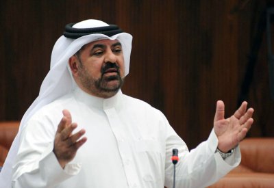 المعرفي: نصف شنطة البحريني المسافر ملابس والنصف الآخر أدوية