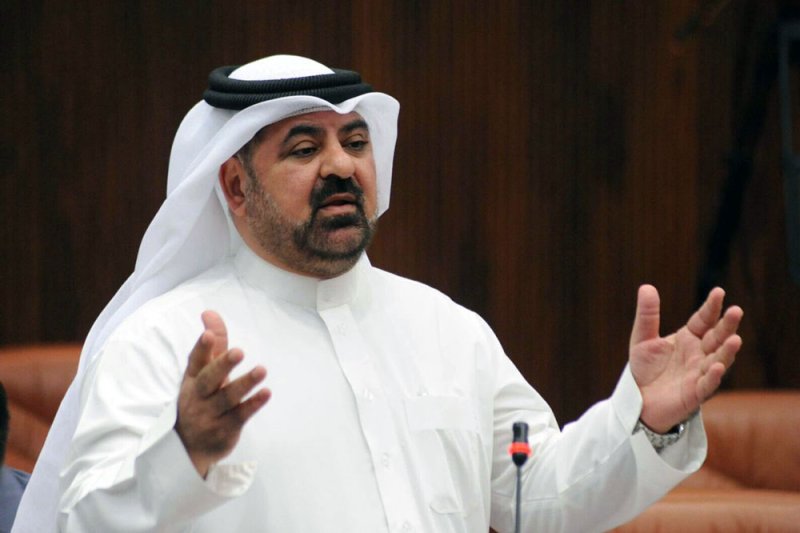 المعرفي: نصف شنطة البحريني المسافر ملابس والنصف الآخر أدوية