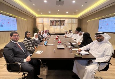 لجنة تقييم مراكز الخدمة الحكومية تبحث الاستعداد لدورة التقييم الرابعة وتطّلع على دليل 2023