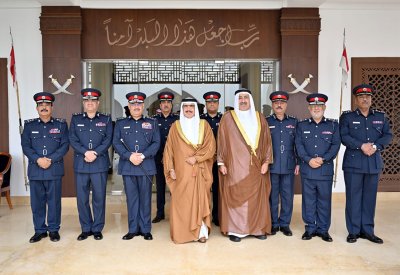 معالي وزير الداخلية يشيد بالعطاء الوطني المخلص الذي قدمه عدد من كبار الضباط المتقاعدين