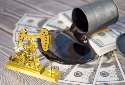 النفط يتكبد خسائر بأكثر من 2 بالمئة وسط توقعات برفع الفائدة