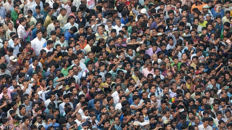 لديها خمس البشرية.. رسميا الهند تتجاوز الصين في عدد السكان