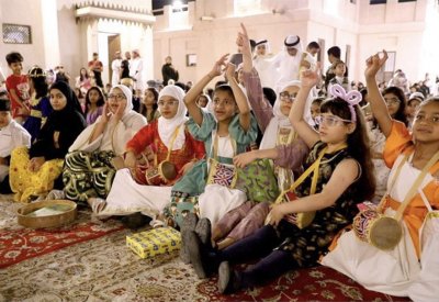 سمو الشيخة أم ناصر تنشر قصيدة شعرية بعنوان "ما أنت اليتيم.. أنت العظيم"