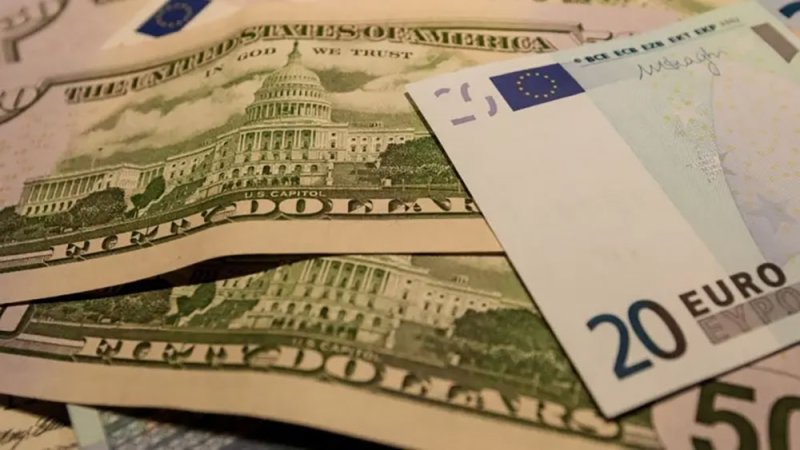 استقرار الدولار واليورو بعد نتائج قوية للبنوك الأميركية