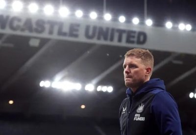 هاو يطالب نيوكاسل باللعب دون خوف أمام توتنهام