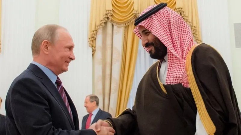 الكرملين: بوتين يبحث اتفاق "أوبك+" خلال اتصال مع ولي العهد السعودي