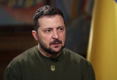 زيلينسكي: بوتين سيخرج خاسراً كما خرج صدام من الكويت