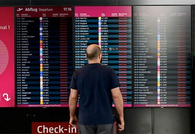 اضطراب في مطاري برلين وهامبورج بسبب إضراب بعض العاملين