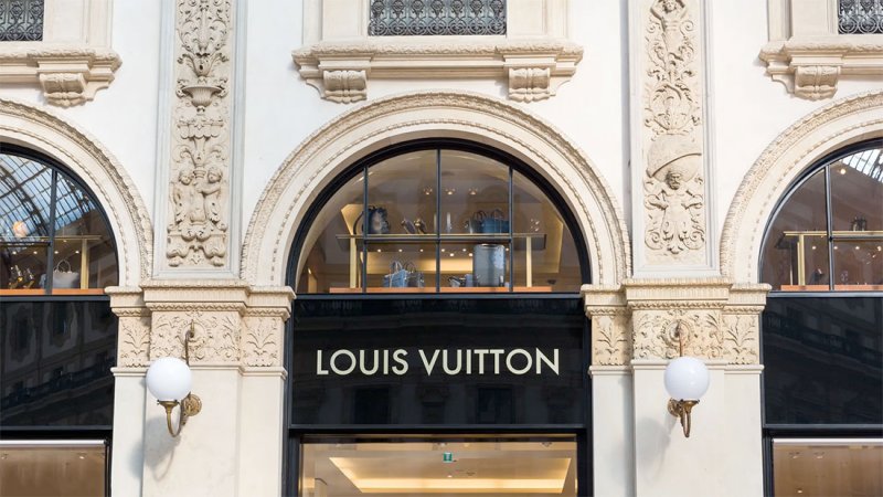 LV.. أول شركة أوروبية تتجاوز قيمتها 500 مليار دولار