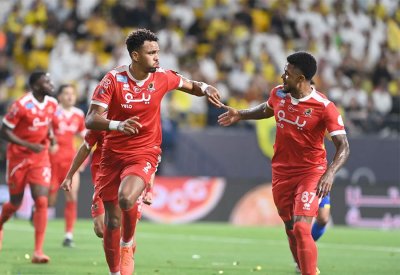 الوحدة السعودي يقصي النصر ويلاقي الهلال في نهائي كأس الملك