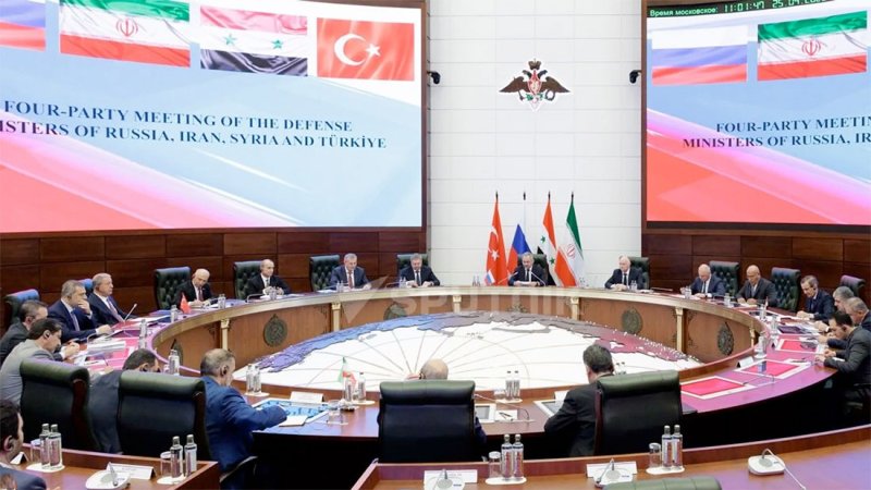 تركيا: عقدنا محادثات بناءة لتطبيع العلاقات مع سوريا