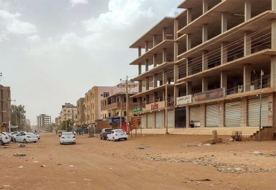اشتباكات وتحليق طيران في الخرطوم.. واتهامات بخرق الهدنة