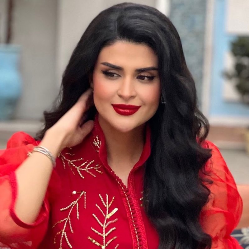 "نار".. جديد المغربية سلمى رشيد
