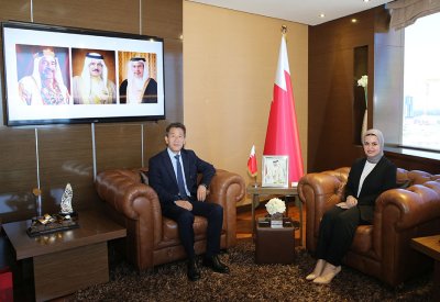 وزيرة شؤون الشباب تبحث التعاون الشبابي مع سفير الصين