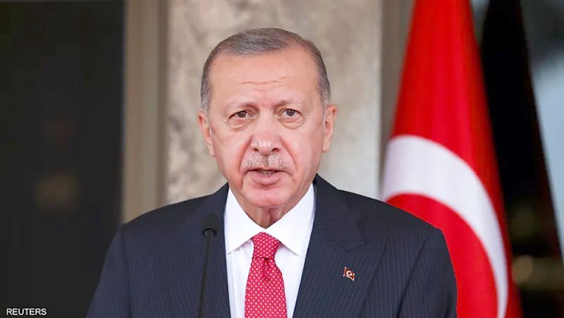 إردوغان يلغي نشاطه الانتخابي إثر وعكة صحية