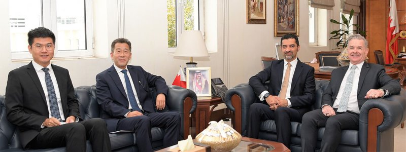 المبارك يبحث التعاون المشترك في مجالات الزراعة والثروة السمكية مع السفير الصيني