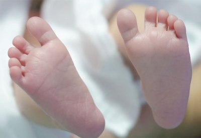 بعد إنجابه 550 طفلا.. محكمة هولندية تعاقب "الرجل الخارق"