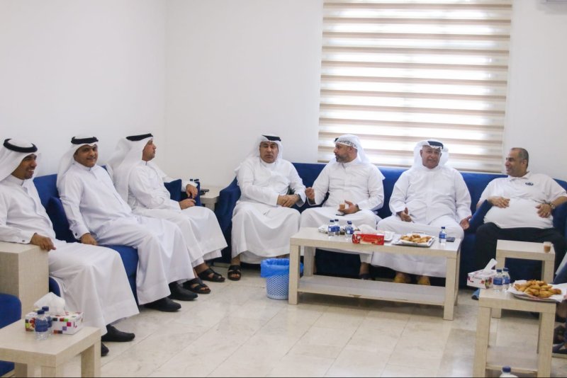 "قدوع العيد" يجمع الأعضاء والأهالي بمجلس نادي سماهيج