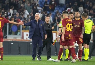 روما يتعادل مع ميلان في قمة الجولة 32 من دوري الدرجة الأولى الإيطالي لكرة القدم