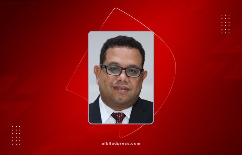 الصحفي المصري سيد محمود يحكي عن "المتن المجهولة.. أيام محمود درويش في مصر"