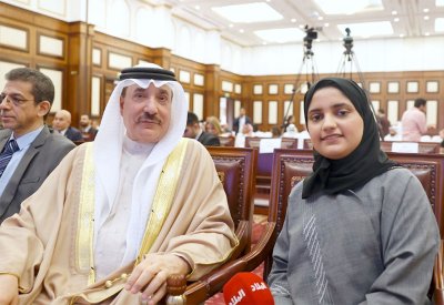 وزير العمل لـ"البلاد": توظيف 7101 بحريني بالأشهر الثلاثة الأولى من 2023