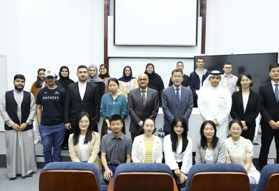 السفير الصيني يشيد بالعلاقات الصديقة ويؤكد أن اللغة جسر التواصل بين الثقافات