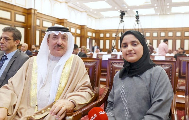 وزير العمل لـ"البلاد": توظيف 7101 بحريني بالأشهر الثلاثة الأولى من 2023
