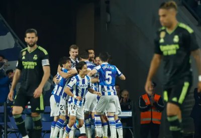 سوسييداد يهزم ريال مدريد بثنائية مع الرأفة