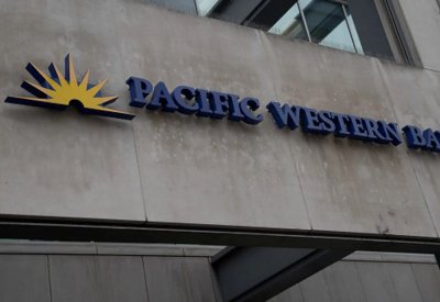 سهم ‏PacWest‏ يهبط بأكثر من 50% بعد إعلان البنك أنه يدرس خيارات ‏استراتيجية