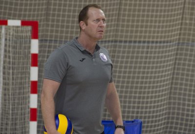 البرازيلي سيدني مدربا لمنتخب رجال الطائرة