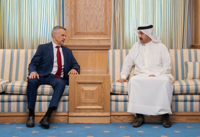 وكيل "الخارجية" يستقبل سفير روسيا الاتحادية لدى مملكة البحرين
