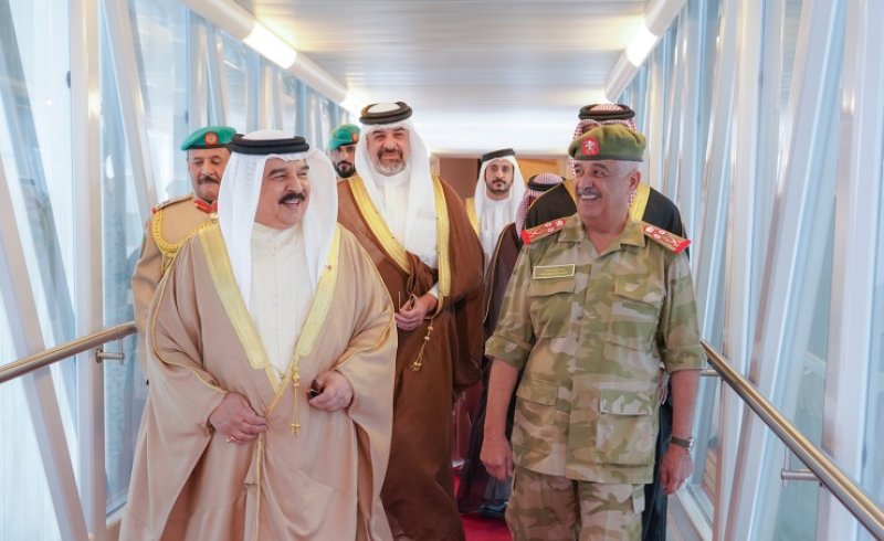 جلالة الملك المعظم يغادر أرض الوطن متوجهاً الى المملكة المتحدة الصديقة