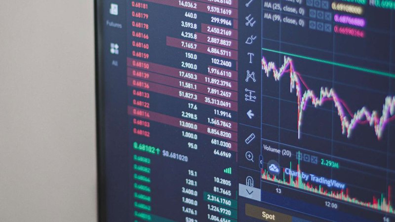 بنك أميركي جديد على شفى الانهيار.. يتفاوض مع عدة مستثمرين لدراسة خيار البيع!