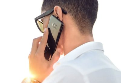 المكالمات الهاتفية.. خطر كبير يهدد صحة القلب