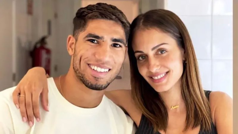 زوجة حكيمي تفتح النار: أنا أغنى منه.. وشهرتي تتجاوزه