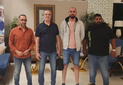 نزار شكيلي يقود طائرة الأهلي بالآسيوية