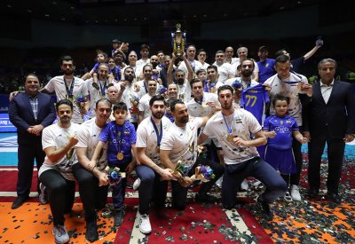 بيكان آخر بطل وصاحب الرقم القياسي