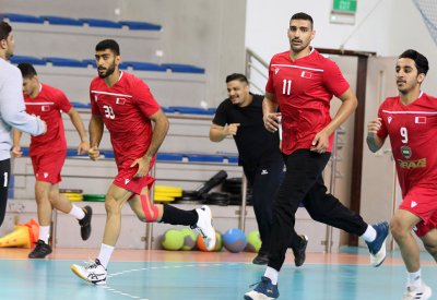 منتخب شباب اليد يواصل استعداداته لبطولة العالم