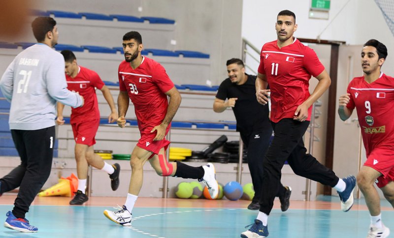 منتخب شباب اليد يواصل استعداداته لبطولة العالم