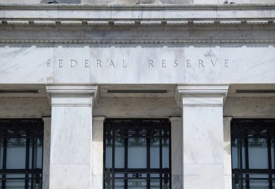 انخفاض ودائع البنوك التجارية الأميركية لأقل مستوى في عامين