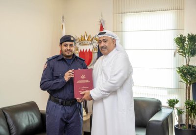 وكيل وزارة الداخلية يستقبل باحثين بمناسبة حصولهما على درجة الماجستير