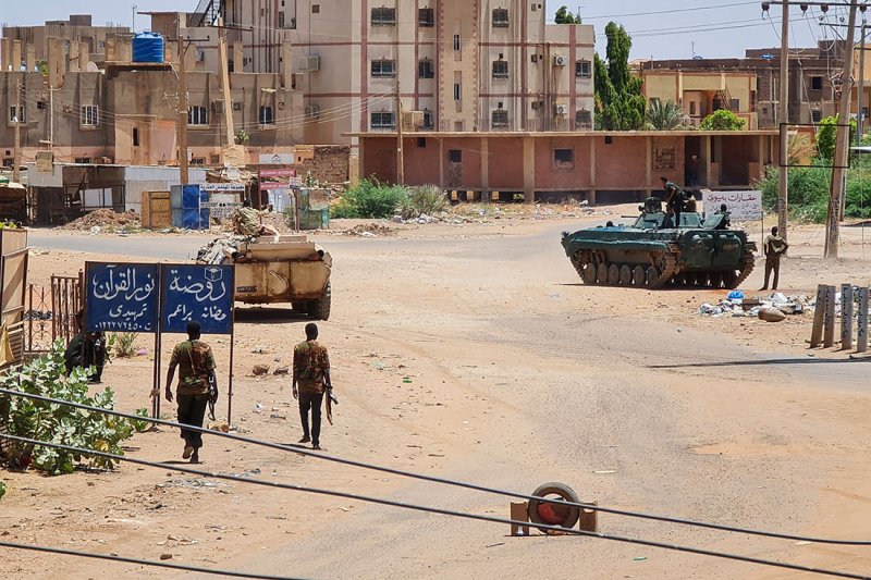 الجيش السوداني: الموقف على الأرض مستقر باستثناء "مناوشات"