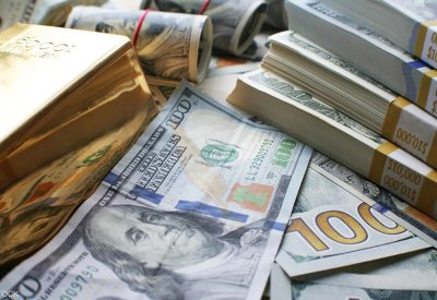 بريق الذهب يلمع وسط ترقب الأسواق لبيانات التضخم الأميركية