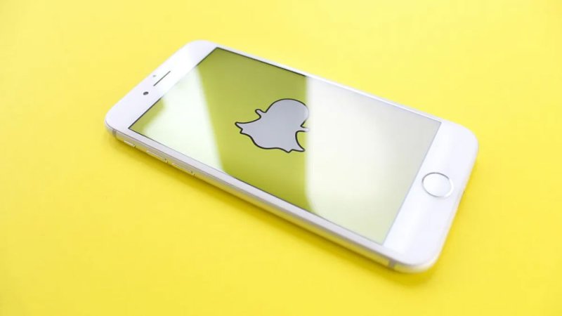 تحذير طبي من خدمة سناب شات الجديدة.. ماذا تفعل بالمستخدمين؟