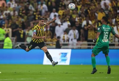 اتحاد جدة يمزق شباك أبها ويقترب من بطولة الدوري