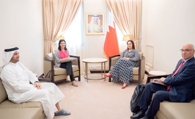 رئيس قطاع الشؤون الاستراتيجية بوزارة الخارجية تلتقي وفدًا من خبراء الوكالة الدولية للطاقة الذرية