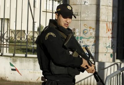 هجوم قرب كنيس بتونس.. مقتل 5 بينهم المهاجم وإصابة 10